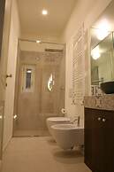 Le Tre Vie Apartment & Room