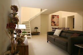 Le Tre Vie Apartment & Room