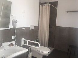 Pove 2.4 Hotel