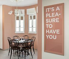 Mr. Katinsky - By TLV2GO