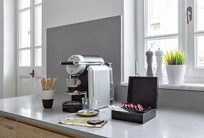 Mr. Katinsky - By TLV2GO