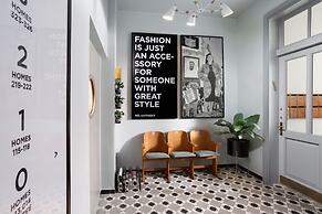 Mr. Katinsky - By TLV2GO