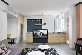 Mr. Katinsky - By TLV2GO