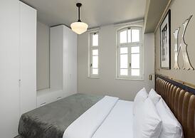 Mr. Katinsky - By TLV2GO