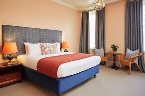 Green Dragon Hotel