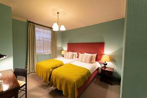 Green Dragon Hotel