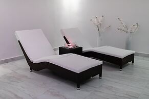 Le Premier Boutique Hotel