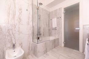 Le Premier Boutique Hotel