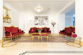 Le Premier Boutique Hotel