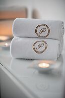 Le Premier Boutique Hotel