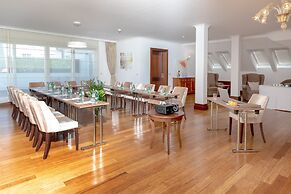 Le Premier Boutique Hotel