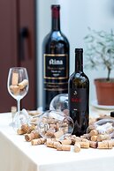 Le Premier Boutique Hotel