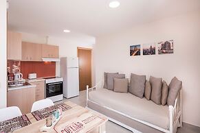 Athina Apartments