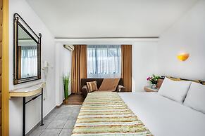 Philoxenia Spa Hotel