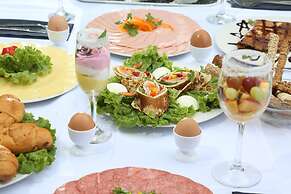 Philoxenia Spa Hotel