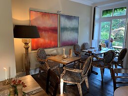 Scarborough Hill Country Inn