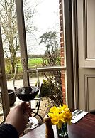 Scarborough Hill Country Inn