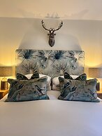 Scarborough Hill Country Inn