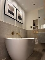 Scarborough Hill Country Inn