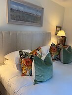 Scarborough Hill Country Inn