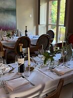 Scarborough Hill Country Inn