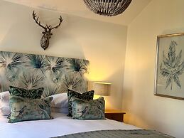 Scarborough Hill Country Inn