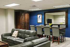 Roami at Duncan Plaza