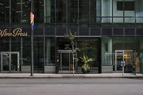 Sonder by Marriott Bonvoy Pierce Boston Apartments Fenway