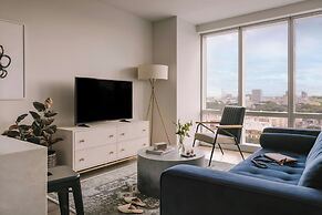 Sonder by Marriott Bonvoy Pierce Boston Apartments Fenway