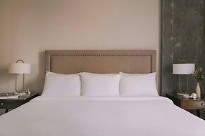 Sonder by Marriott Bonvoy Pierce Boston Apartments Fenway