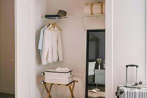 Sonder by Marriott Bonvoy Pierce Boston Apartments Fenway