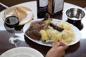 Pension Caldas
