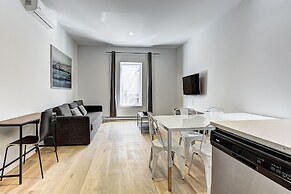 Destination Stays Little Burgundy DT MTL