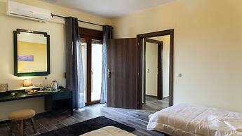 Foivos and Athina Villas