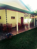 Vihara Safari Homestay