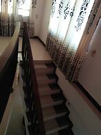 Vihara Safari Homestay