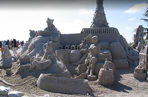 Tropical Waterview Mansion