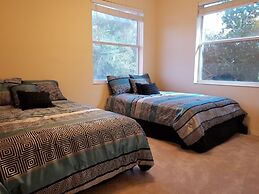 Tropical Waterview Mansion