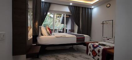 Hilias Retreat