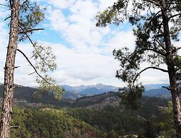 Shivalik River Retreat