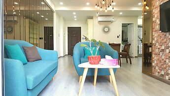 Scenic Valley Luxury 2BR SW Pool 07th