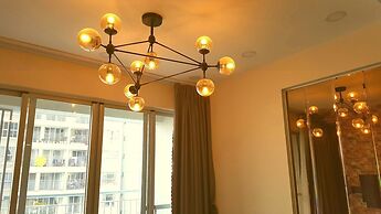 Scenic Valley Luxury 2BR SW Pool 07th