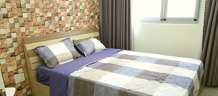 Scenic Valley Luxury 2BR SW Pool 07th