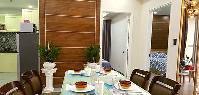 Scenic Valley Luxury 2BR SW Pool 07th