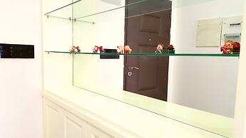 Scenic Valley Luxury 2BR SW Pool 07th