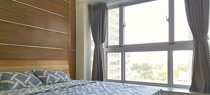 Scenic Valley Luxury 2BR SW Pool 07th