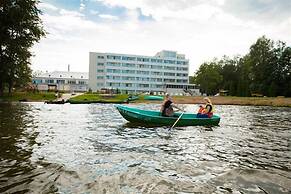 AMAKS Valdaiskie Zori