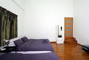 Green Residence Pool Villa