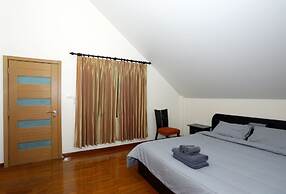 Green Residence Pool Villa