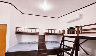 The Pelican's Resort